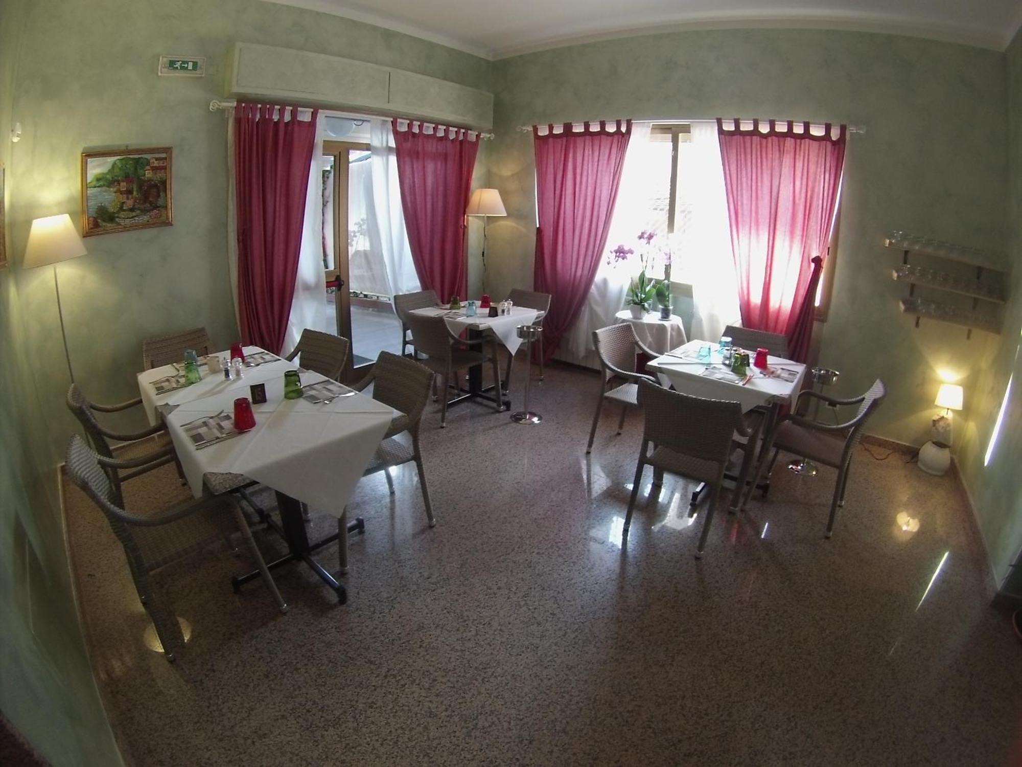 Hotel Jole Marina dʼMarina dʼAndora エクステリア 写真