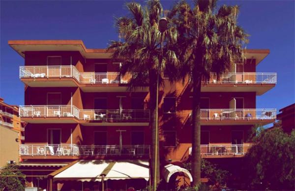 Hotel Jole Marina dʼMarina dʼAndora エクステリア 写真